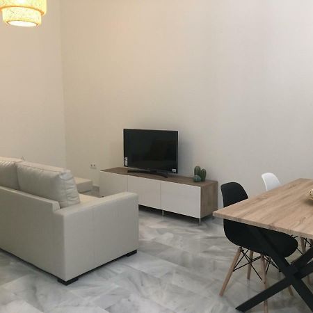 Apartamento nuevo en casa tipo palacio Cádiz Exterior foto