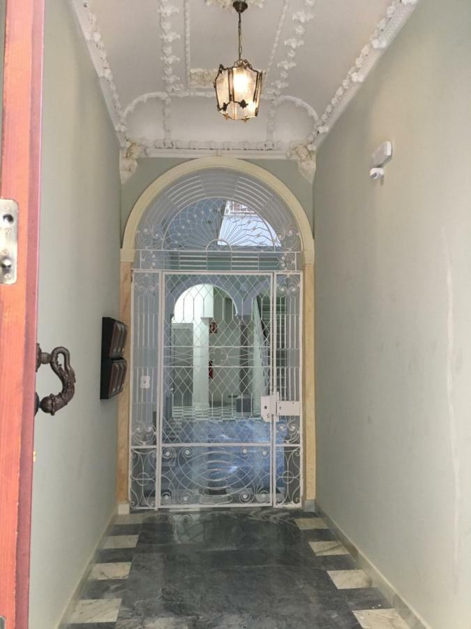 Apartamento nuevo en casa tipo palacio Cádiz Exterior foto