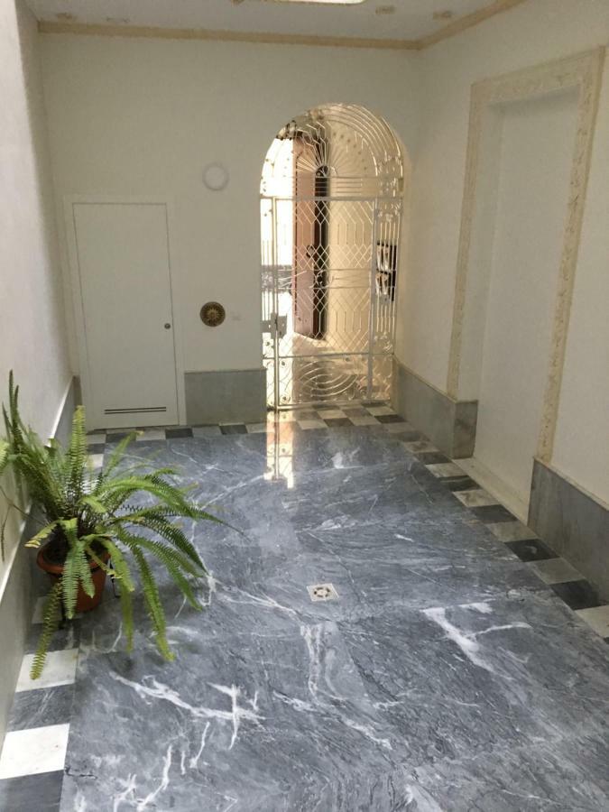 Apartamento nuevo en casa tipo palacio Cádiz Exterior foto